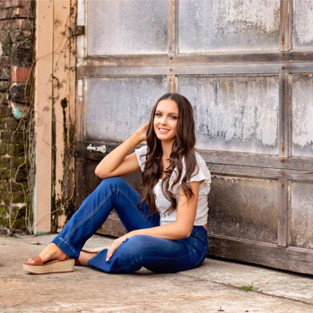 Meet your Posher, Jillian
